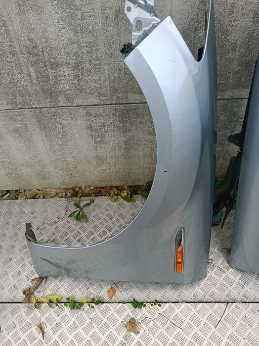 Błotnik Prawy Przód / Lewy Przód Ford Mondeo MK4 / Kolor 76
