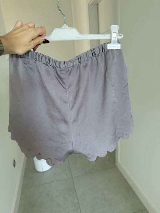 H&M spodenki do spania satynowe liliowe z falbankami na dole xs 34