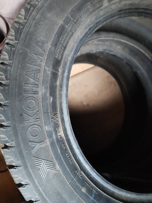 Шини  зимові б/у в гарному стані