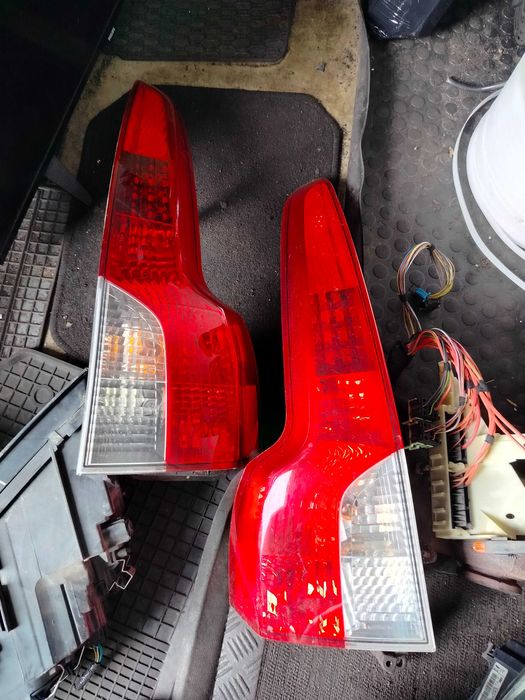 Lampy tylne Volvo V50