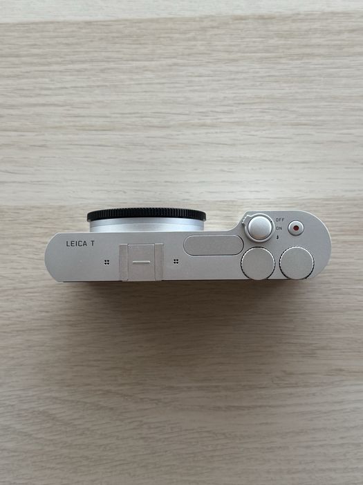 Câmara fotográfica Leica T silver Typ 701