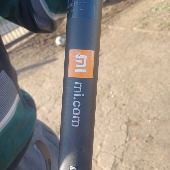 Hulajnoga elektryczna Xiaomi Mi
