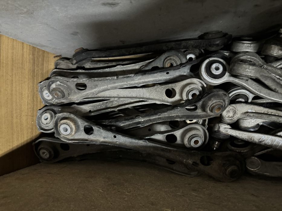 Ричаги Audi a6 c6 audi a4 b7 передній ричаг задні ричаги верхній ауді