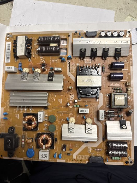 LCD LG  42LM660S com ecran partido  para peças