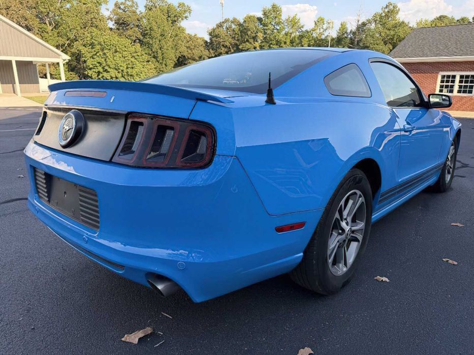 Ford Mustang V6 Premium      2014