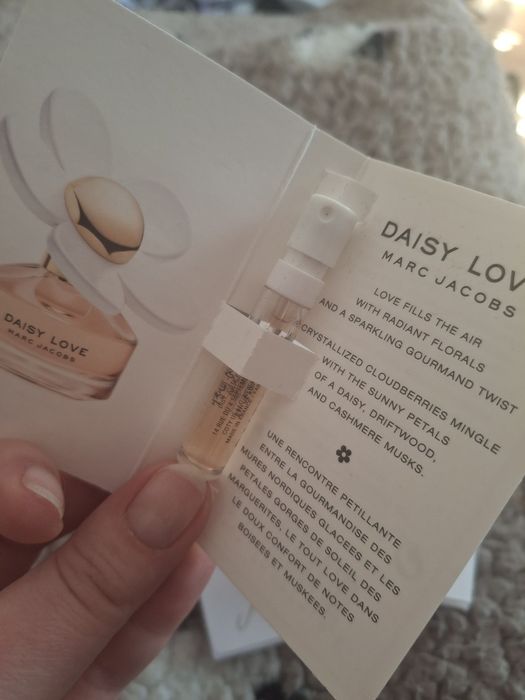 zestaw różnych perfum Juliette has a gun Ariana Grande