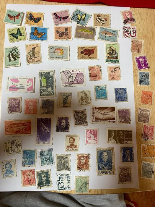 Vendo selos vários