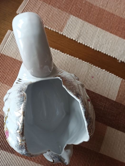 Łabędź duży - porcelana Chodzież