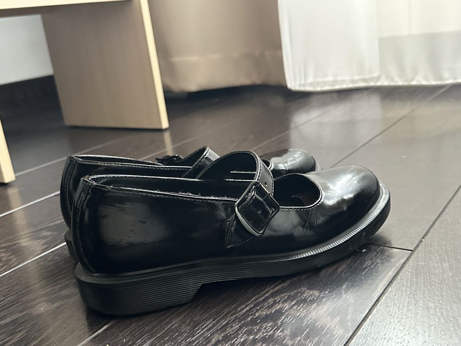 Туфлі в стилі мері джейн від Dr.Martens