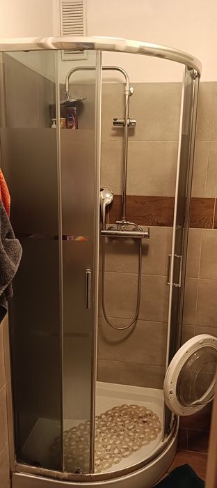 Pokój jednoosobowy przy UE, bez dodatkowych opłat - Widok 4