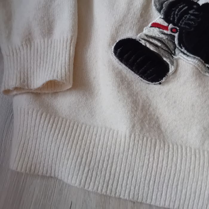 Sweter ciepły z misiem