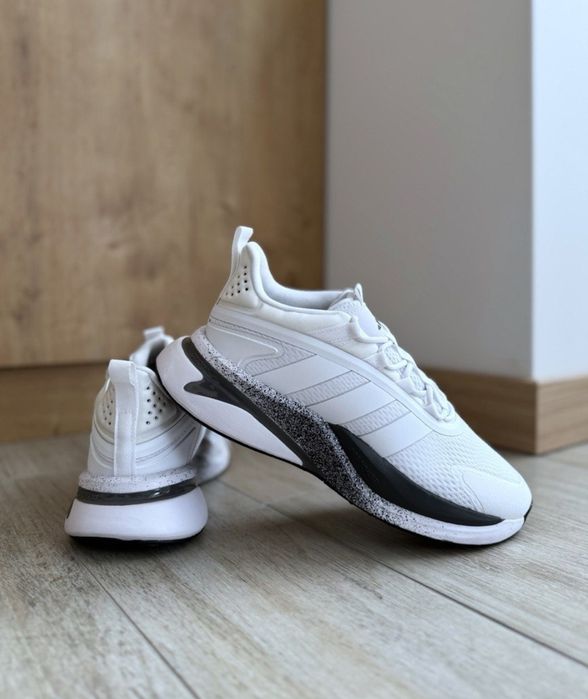 Adidas Alpharesponse