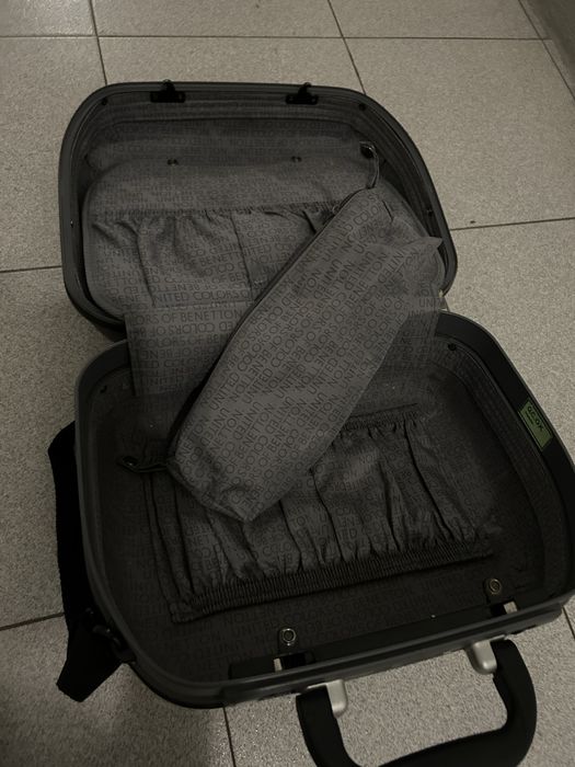 Pequeno  malote de viagem Benetton