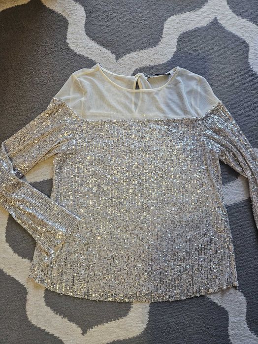 Zara piekna cekinowa bluzka s