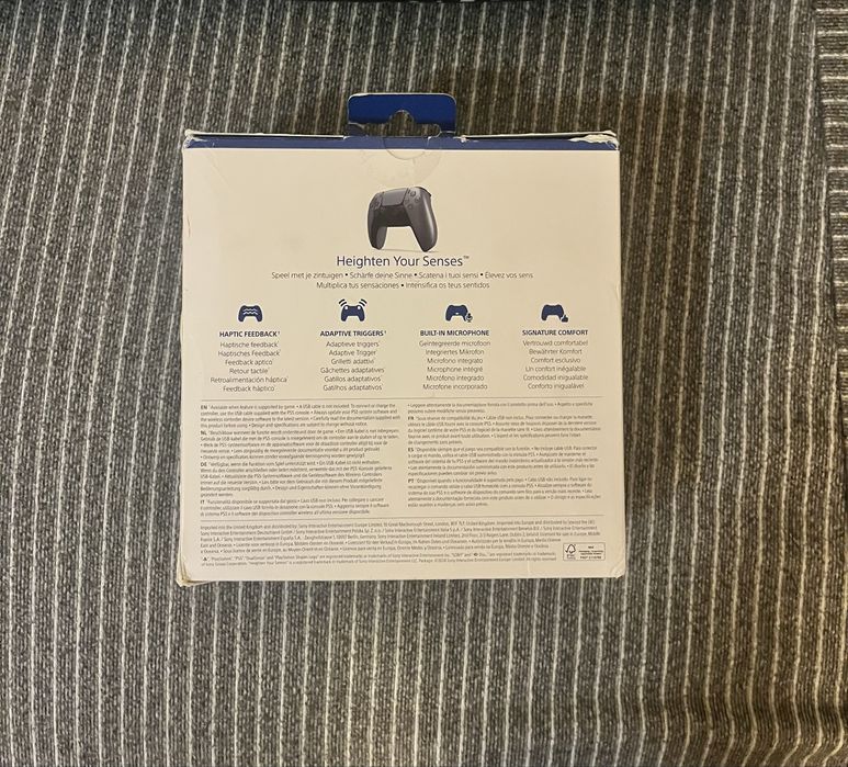 Caixa de comando de PS5 cinzento