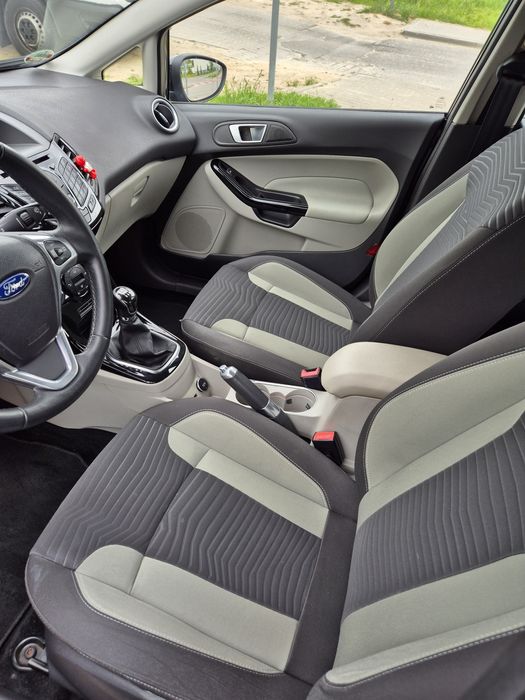 Ford Fiesta 1.0 benzyna 101 KM 2013 rok TITANUM