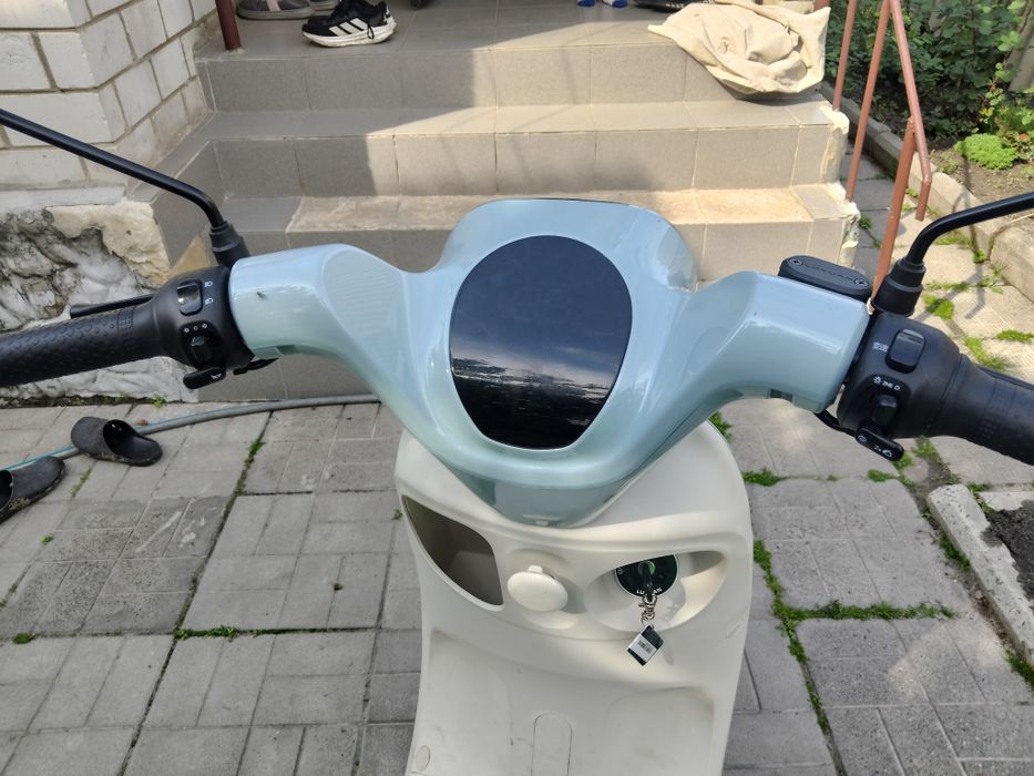 Продам електромопед новий