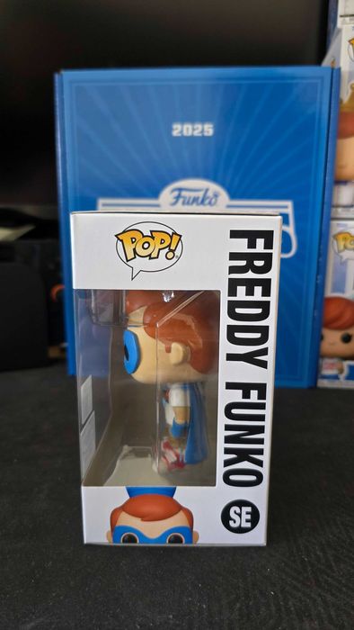 Freddy Funko at the Con