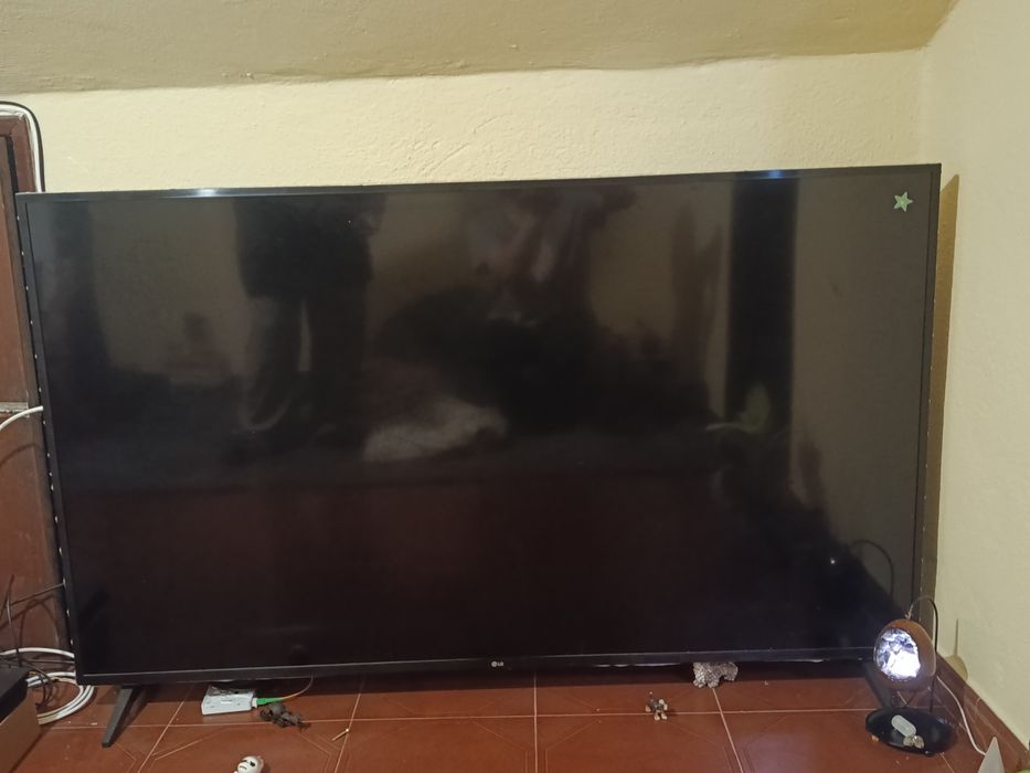 Smart TV LG HDR usada em excelente estado