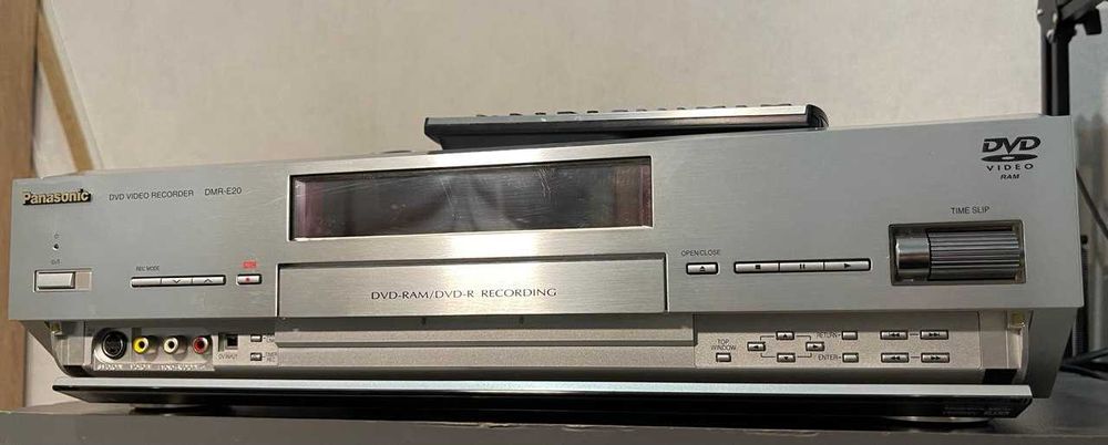 DVD Recorder Panasonic DMR-E20-EG