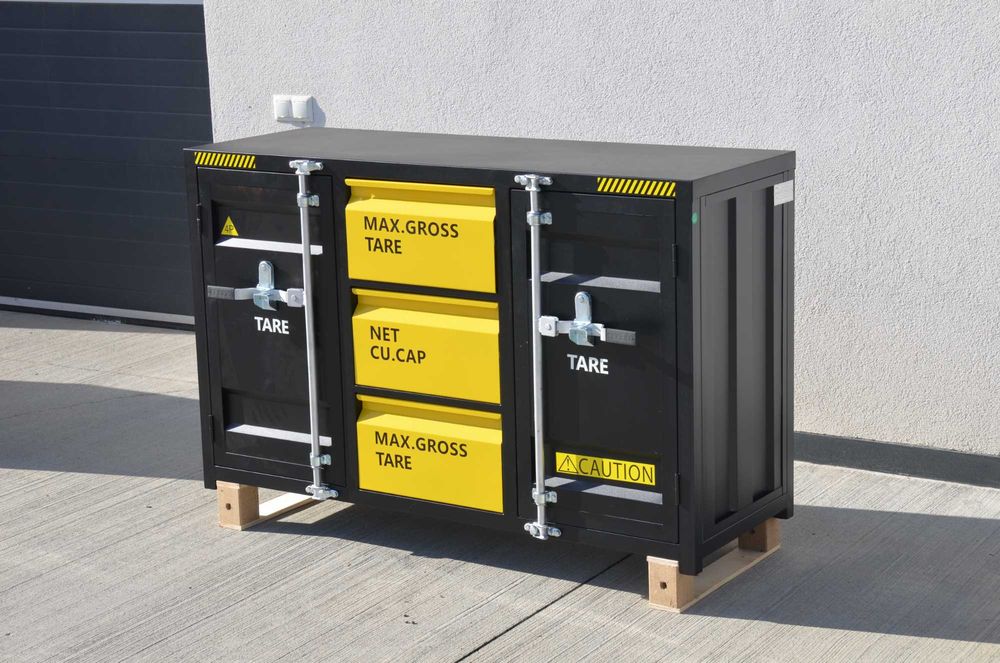 Stól Szafa  Warsztatwy Industrialny Design Stabilny 196kg kontener