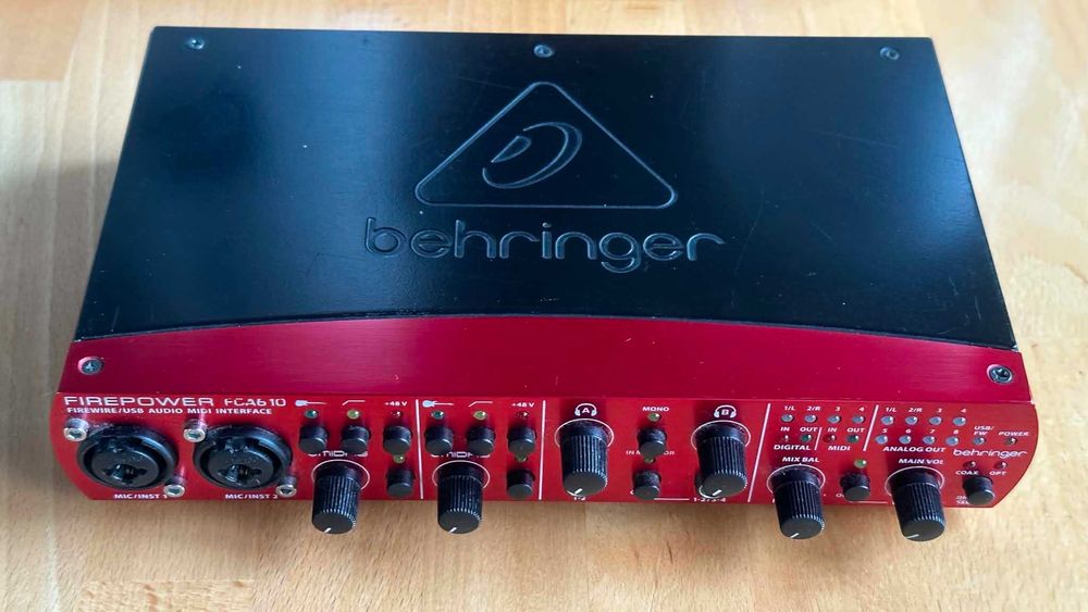 Behringer FCA 610 interface audio muzyczny