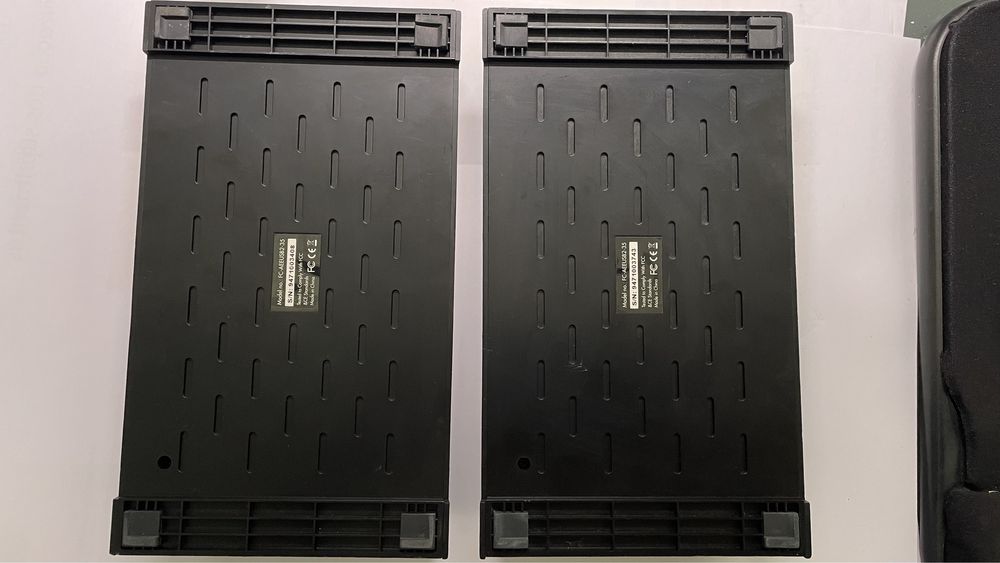 Discos Rígidos externos Thunderbolt LaCie 1TB e USB2 FireCube 2TB