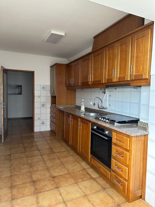 Móveis de cozinha com electrodomésticos