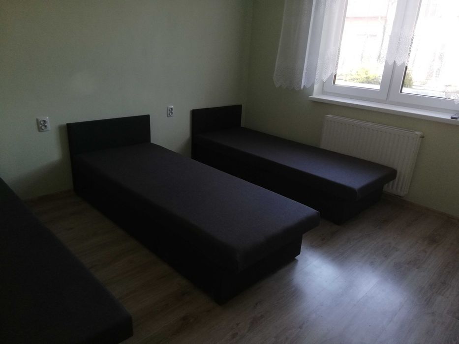 Pokoje 3 osobowe z łazienką blisko CPK Baranów i Panattoni Kozerki