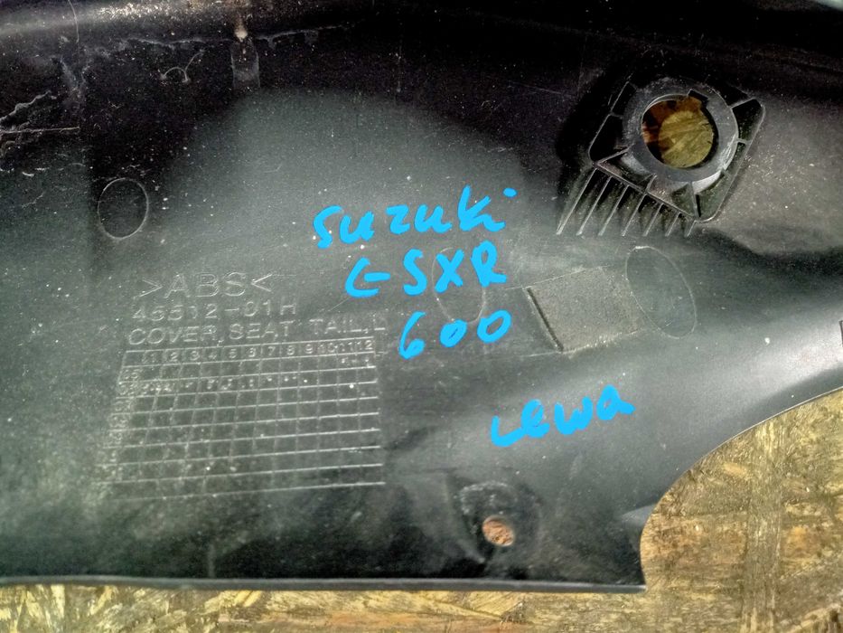 Suzuki GSXR 05-06 boczek ogon 600 zadupek lewy ołona lewa oryginał