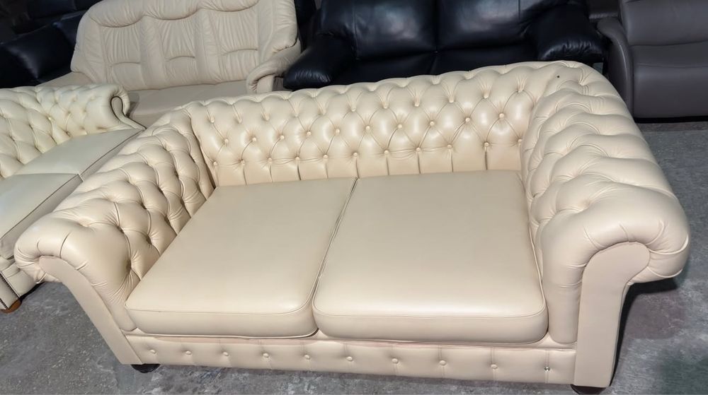 Шкіряний диван в стилі Chesterfield. Кожаный не комплект Честер