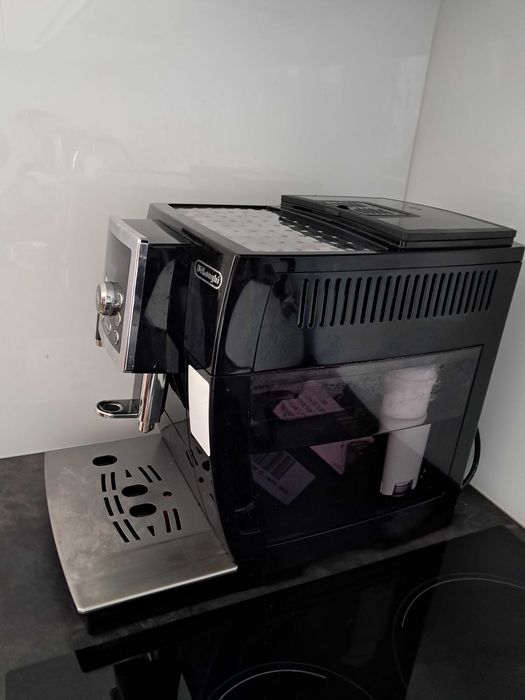 Ekspres do kawy DeLonghi