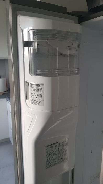 Lodówka Side by Side LG GS5162PVMV zbiornik na wodę kostkarka części