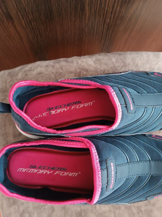 Кросівки Красовки жіночі Skechers р 39 . 26 см