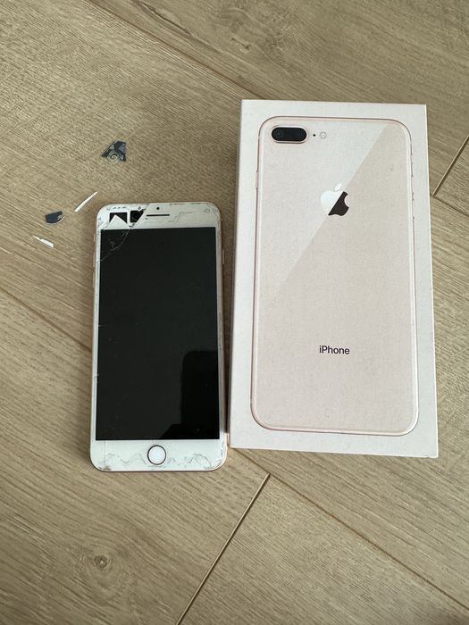 Telefon Apple iPhone 8 plus