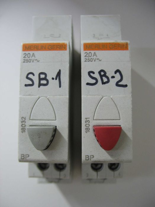 Кнопки и световой LED индикатор на DIN-рейку