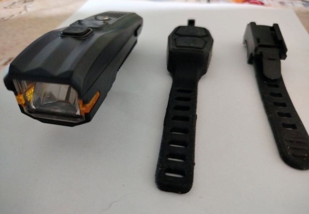 Rowerowa lampa z dzwonkiem. Z pilotem.