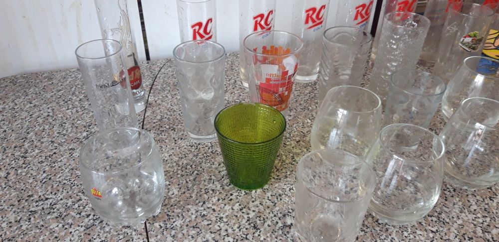 Conjunto de 40 Copos Diversos