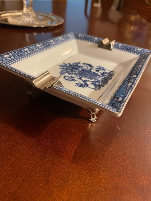 Cinzeiro edição especial