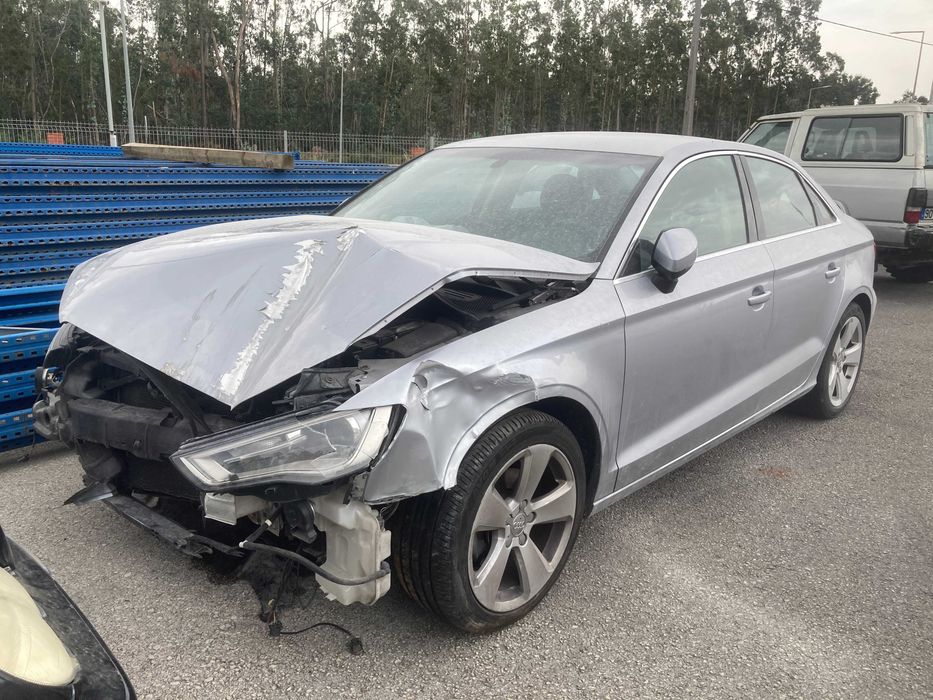 AUDI A3 Limousine 2016