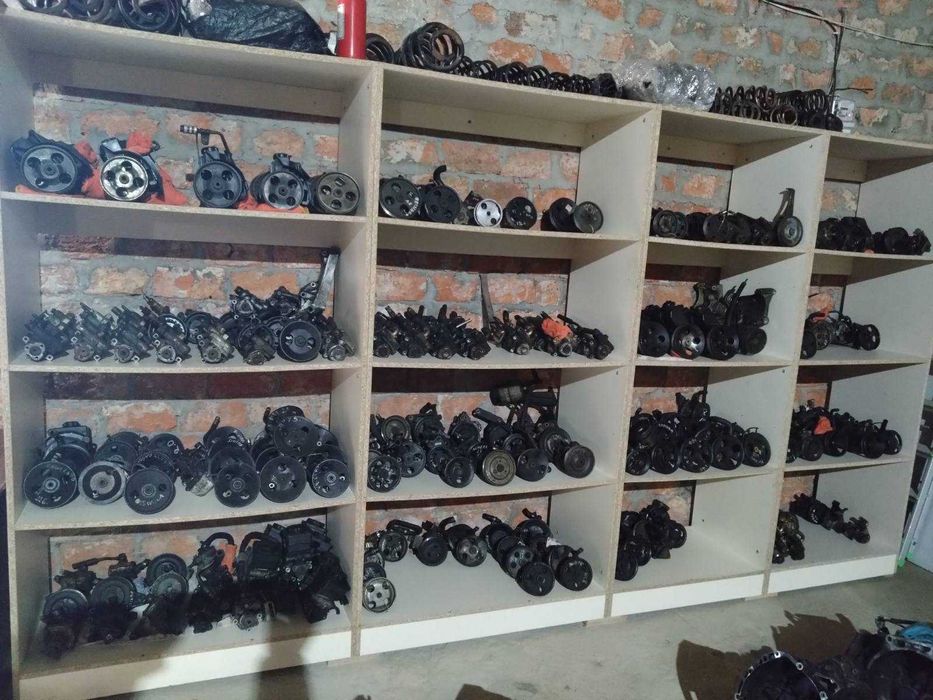 ГУР Насос гидроусилителя руля Berlingo-Partner-206-407-C8-Toledo-T4-B5