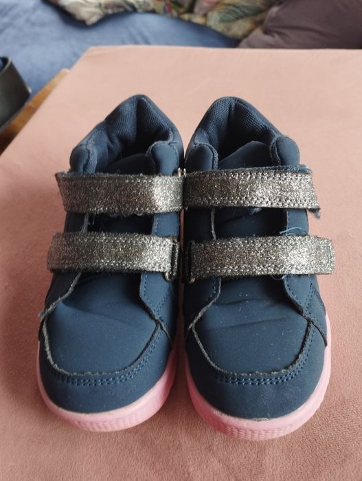 Buty dla dziewczynki