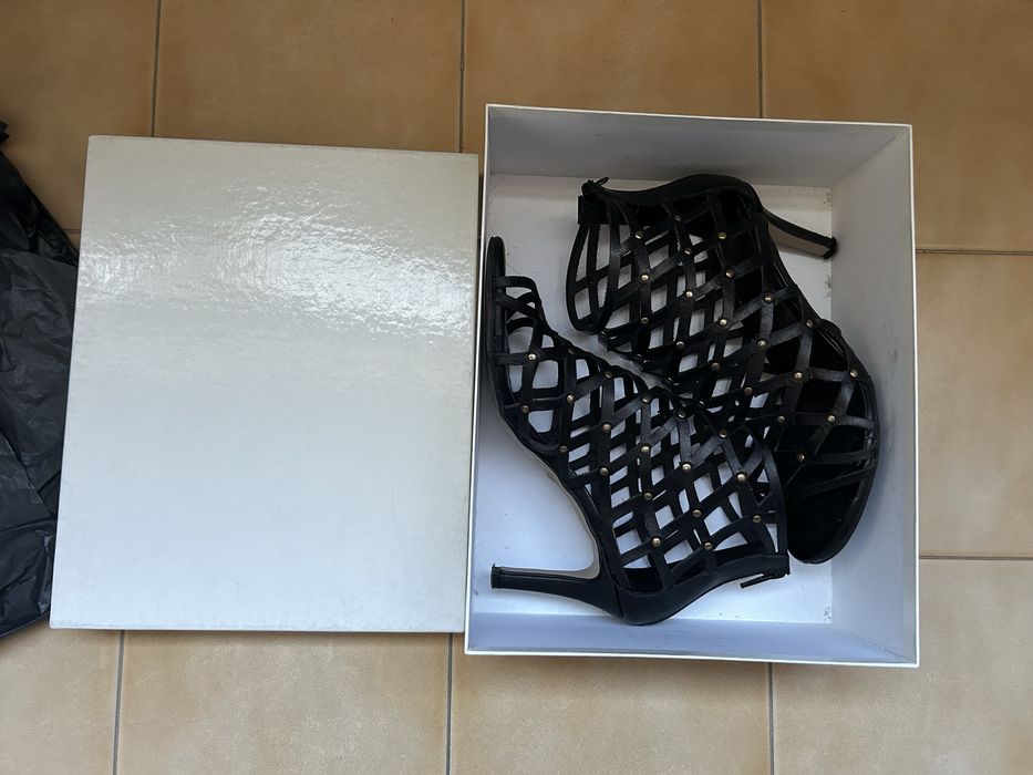 Sandálias Prof, tamanho 37