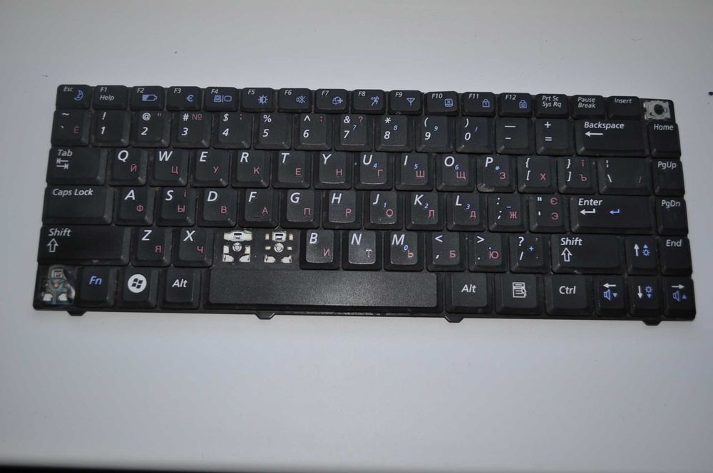 Клавиатура-кнопки поштучно.