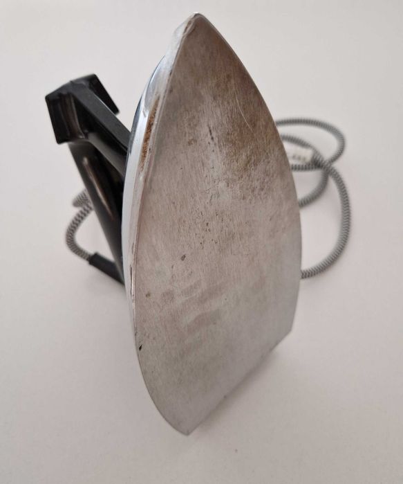 Selling an iron64285404681089122