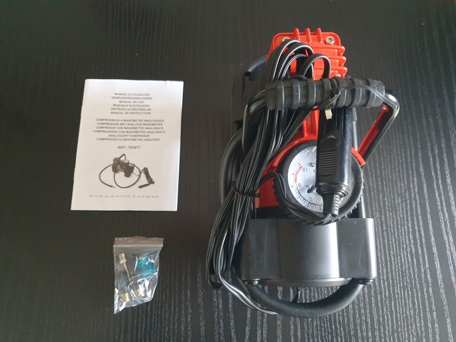 Mini compressor 12V com manómetro analógico