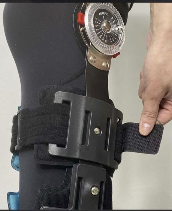 Коляска для інвалідів нова і система реабілітації