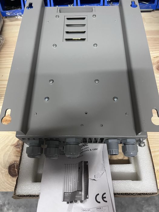 Novo Mastervolt Conversor carregador Sine 24V 1500W 230V