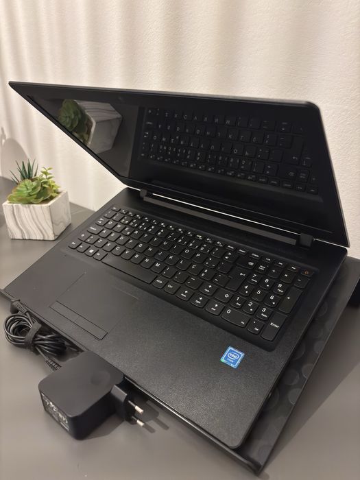 portátil Lenovo IdeaPad 110-15IBR