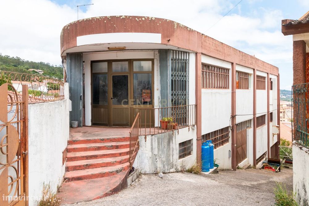 Pavilhão/ Armazém Mira de Aire